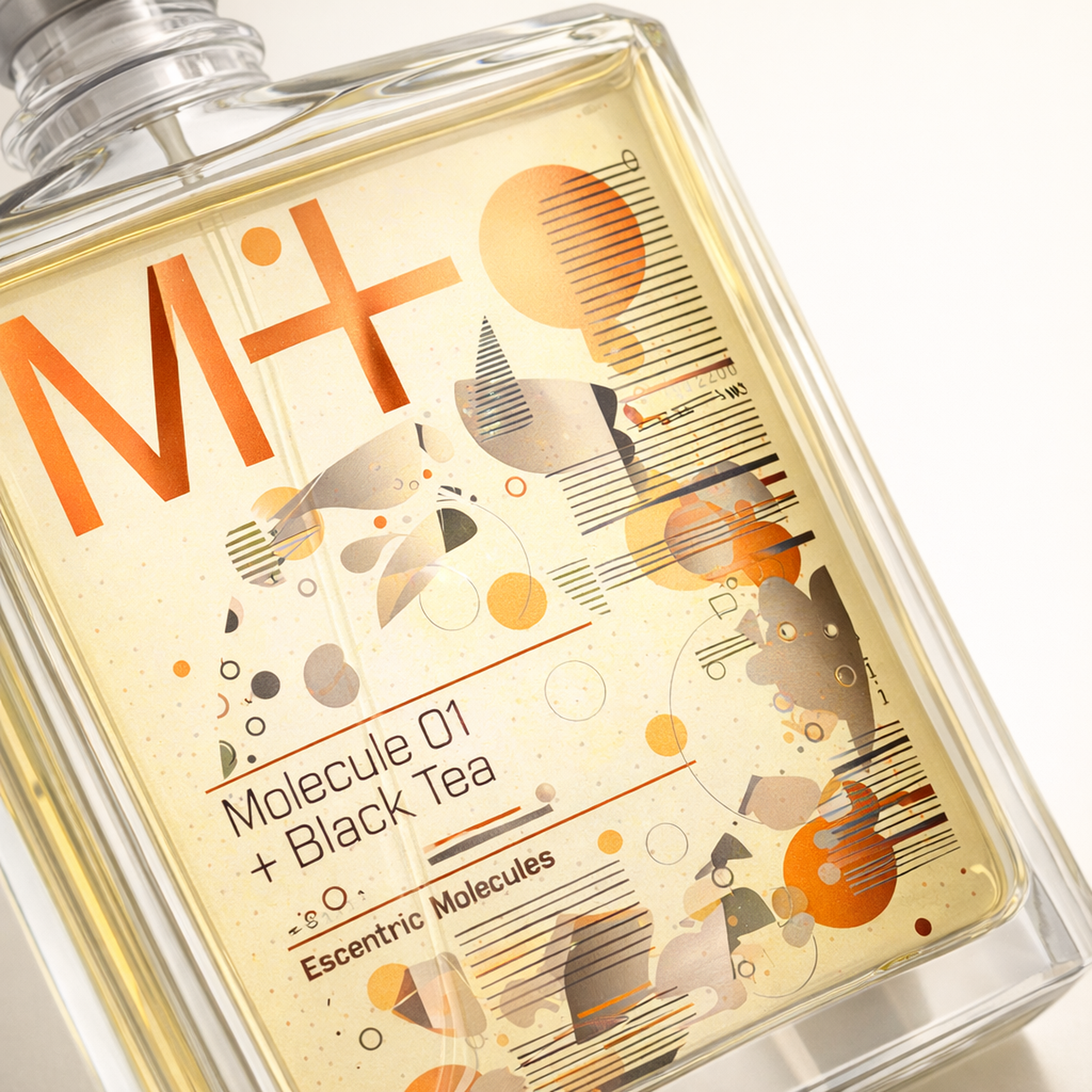 Escentric Molecules M+ Molecule 01 + Black Tea EDT macro label detail gallery showcase