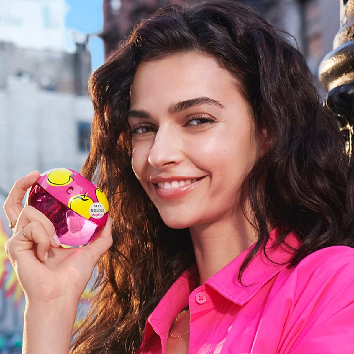 دونا كاران بي ديليشس أورتشارد ستريت أو دو برفيوم