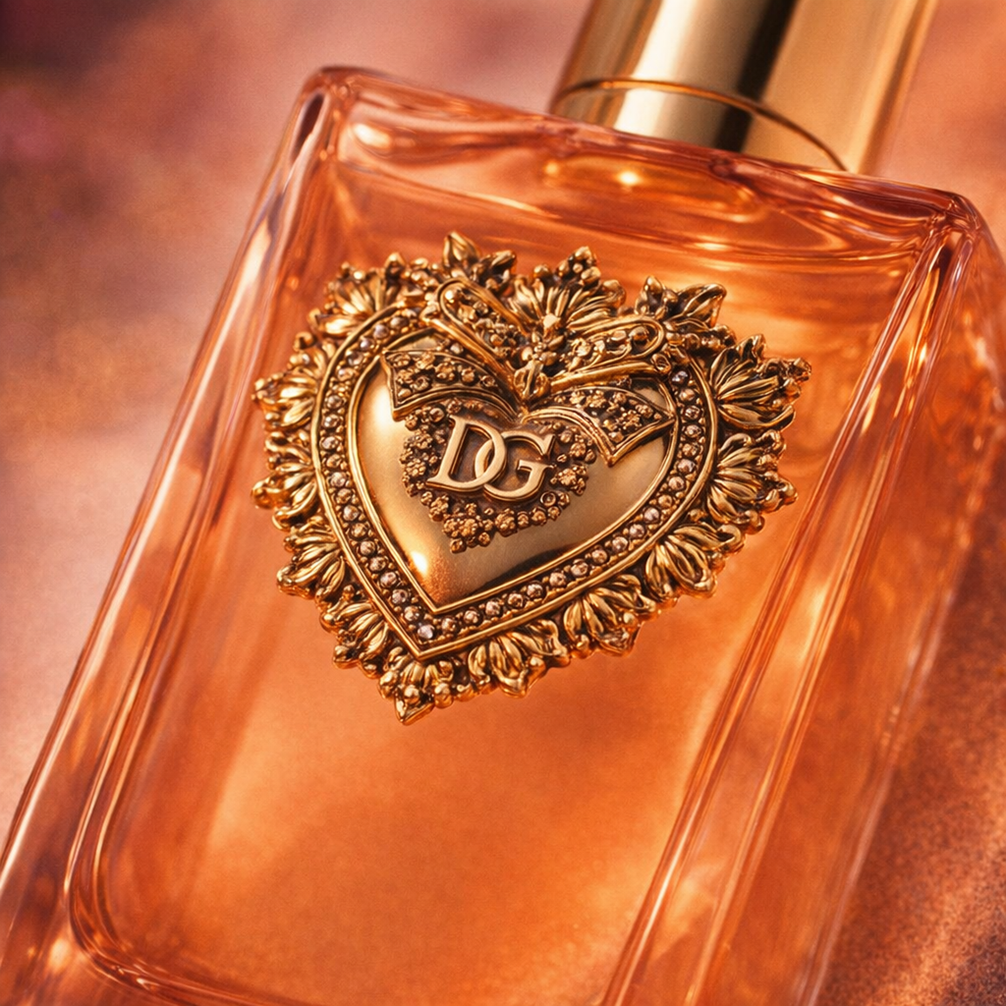 Dolce & Gabanna My Devotion EDP Intense For Women macro label detail gallery showcase