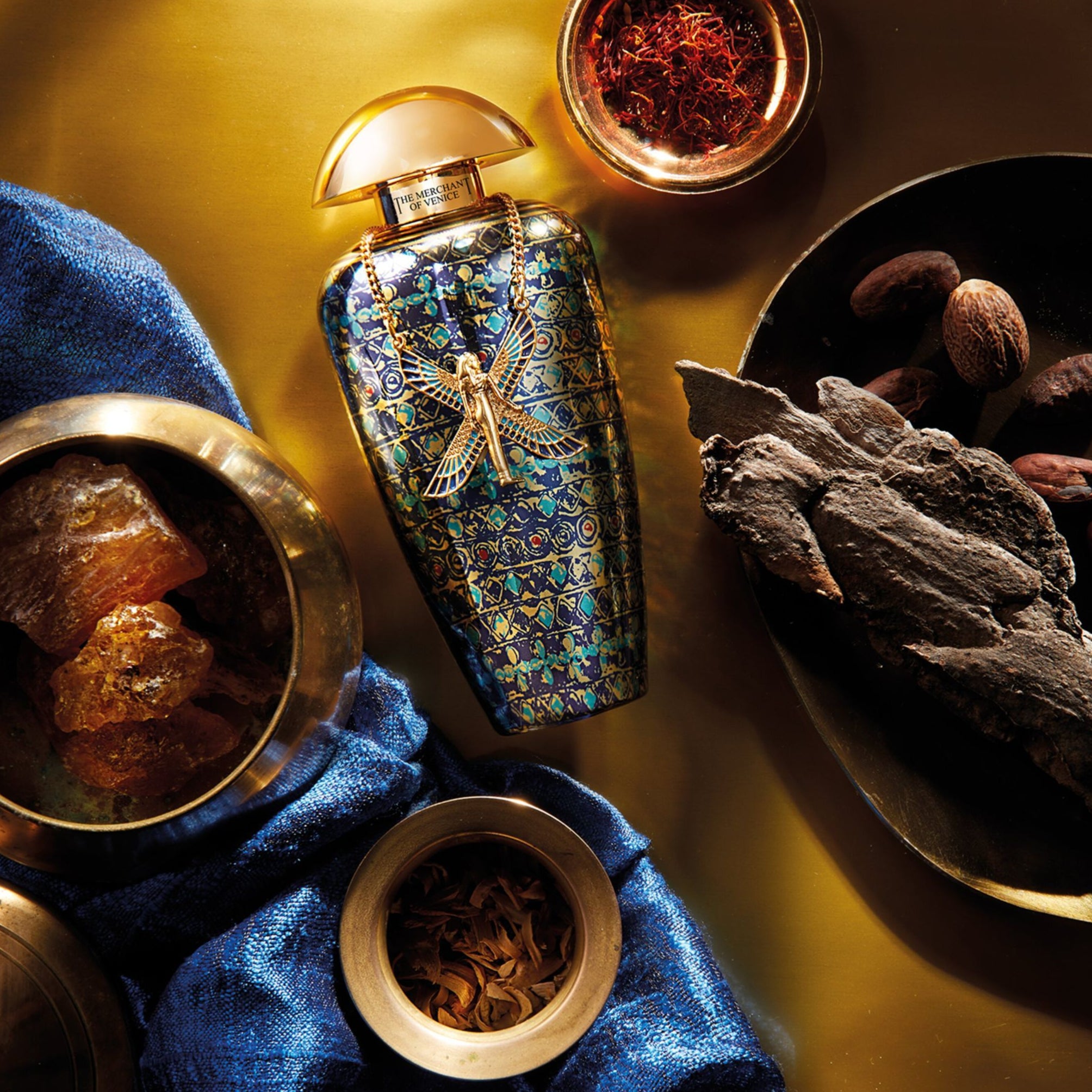 عطر ذا ميرشانت أوف فينيس الحصري من هارودز، كوين أوف ذا نايت، مركز عطري