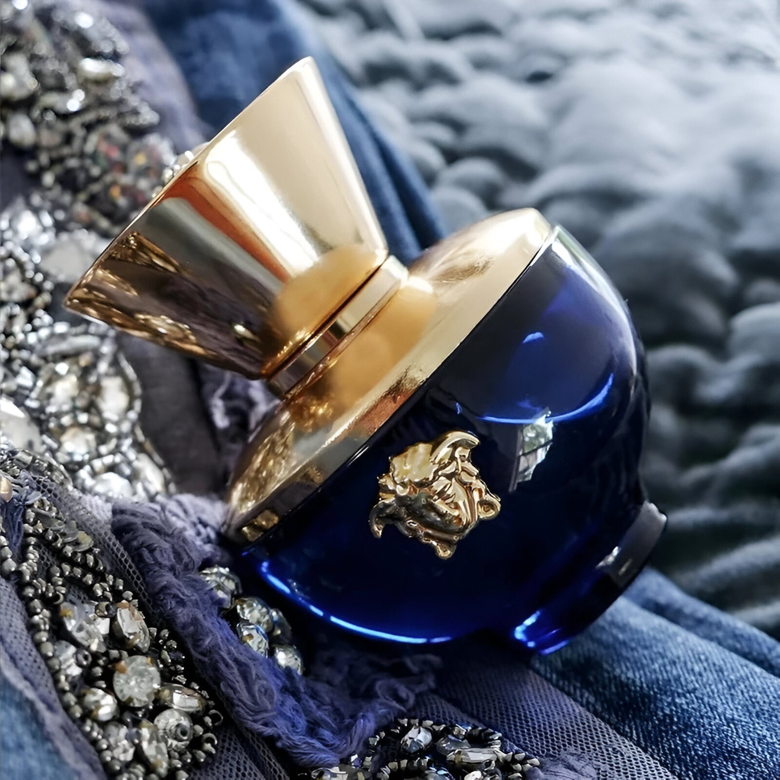 Versace Dylan Blue EDP Set for Her: Body Lotion & Shower Gel | My Perfume Shop